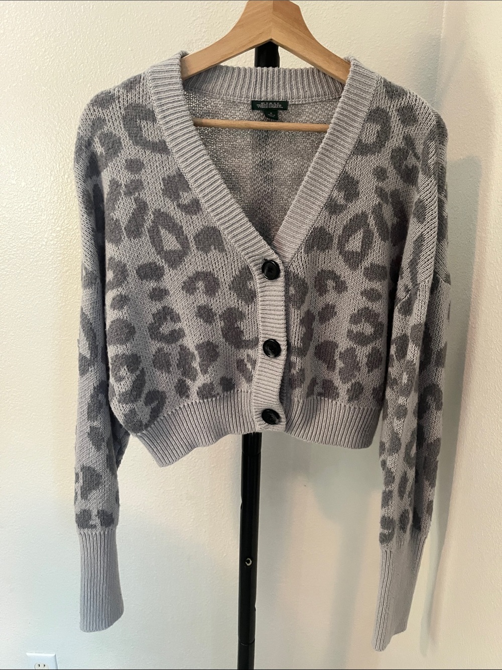 wild fable Gray Leopard V-Neck Button Crop Cardigan